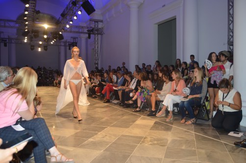 Desfile de Virtudes Langa en Valencia Fashion Week XVII